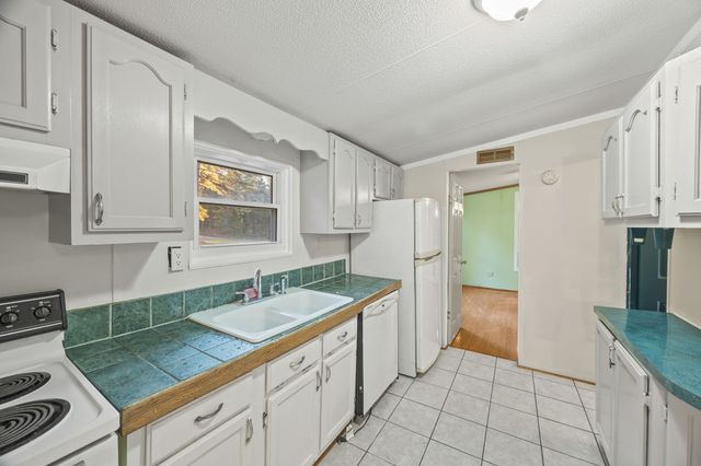 139 June Chapel Rd, Cookeville, TN 38506