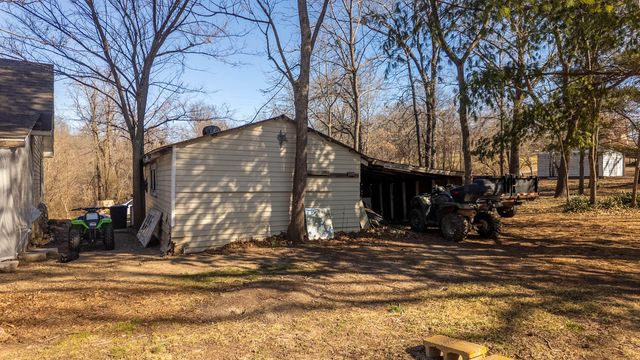 100 E Adams Street, Thayer, MO 65791