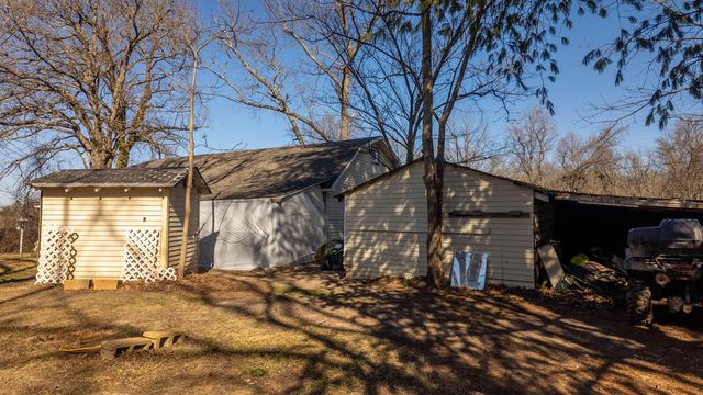 100 E Adams Street, Thayer, MO 65791