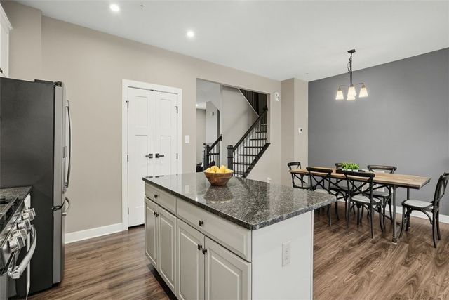 824 Theda Dori Street, Cranberry Twp, PA 16066