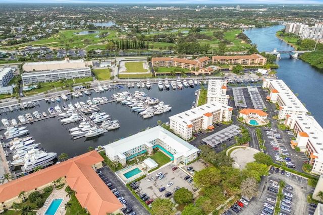 37 Yacht Club Drive 303, North Palm Beach, FL 33408