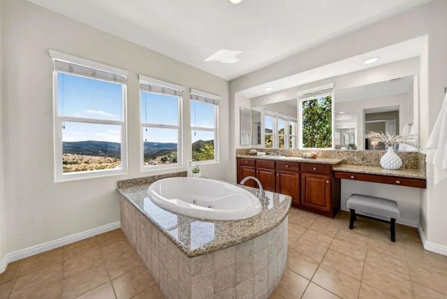 845 Orion Way, San Marcos, CA 92078