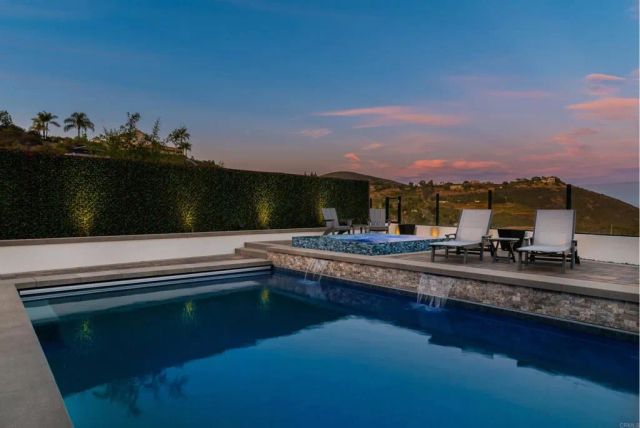 845 Orion Way, San Marcos, CA 92078