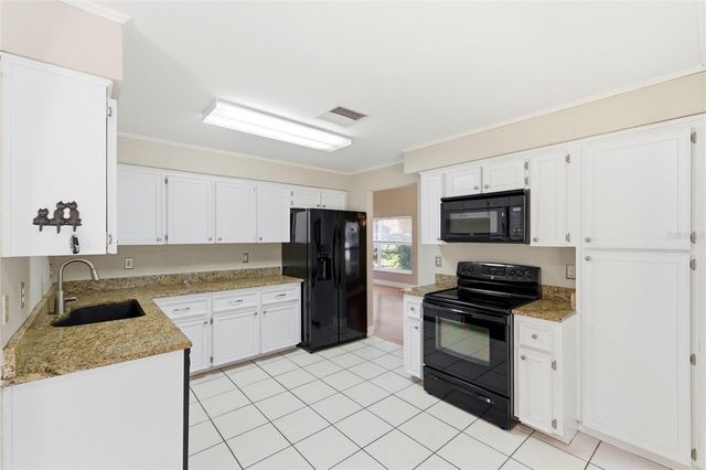 11213 CLAYRIDGE DRIVE, Tampa, FL 33635