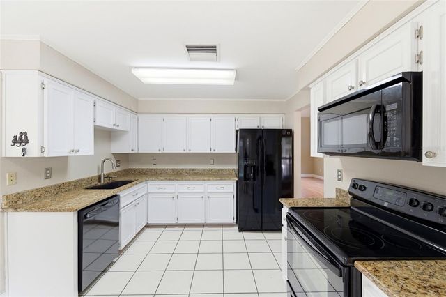 11213 CLAYRIDGE DRIVE, Tampa, FL 33635
