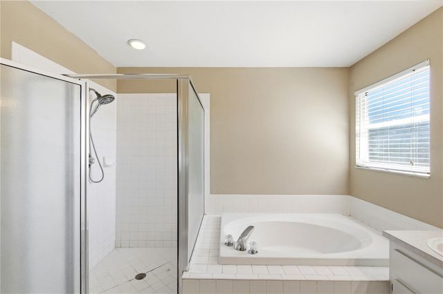 11213 CLAYRIDGE DRIVE, Tampa, FL 33635