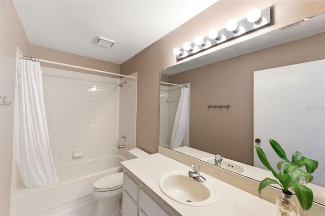 11213 CLAYRIDGE DRIVE, Tampa, FL 33635
