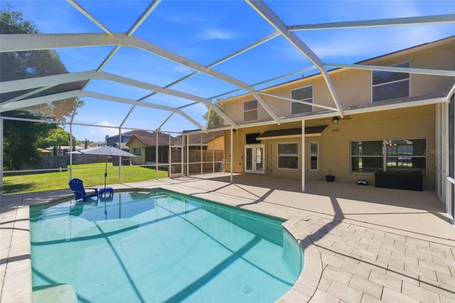 11213 CLAYRIDGE DRIVE, Tampa, FL 33635