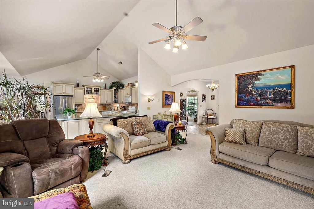 Image 13 of property listing at 5113 RIVER RD, Hurlock, MD 21643