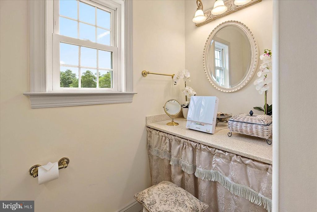 Image 29 of property listing at 5113 RIVER RD, Hurlock, MD 21643
