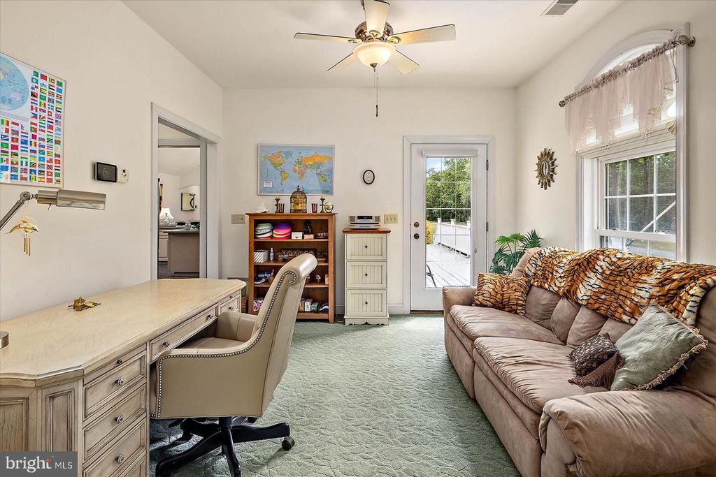Image 34 of property listing at 5113 RIVER RD, Hurlock, MD 21643
