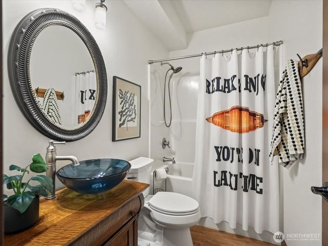 3231 Deer Island Drive E, Lake Tapps, WA 98391