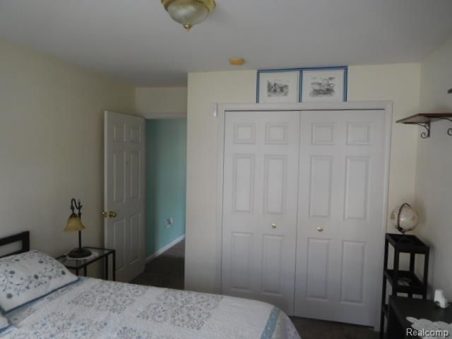 4116 April Lane 24, Sterling Heights, MI 48310