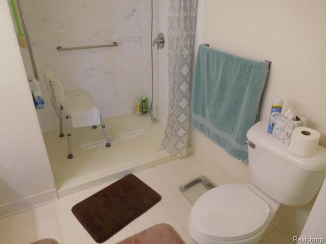 4116 April Lane 24, Sterling Heights, MI 48310