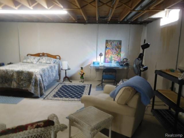 4116 April Lane 24, Sterling Heights, MI 48310