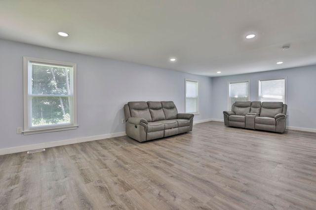 151 Tolles Street, Nashua, NH 03064