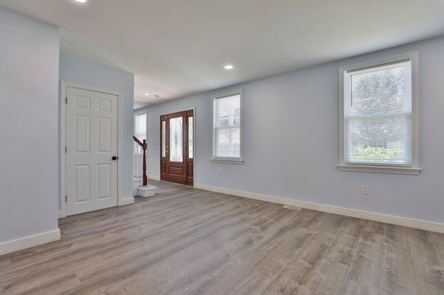 151 Tolles Street, Nashua, NH 03064