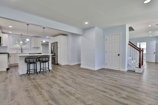 151 Tolles Street, Nashua, NH 03064