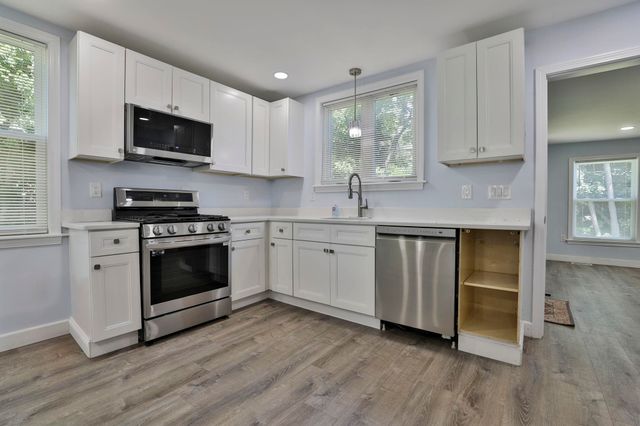 151 Tolles Street, Nashua, NH 03064