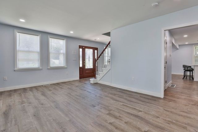 151 Tolles Street, Nashua, NH 03064