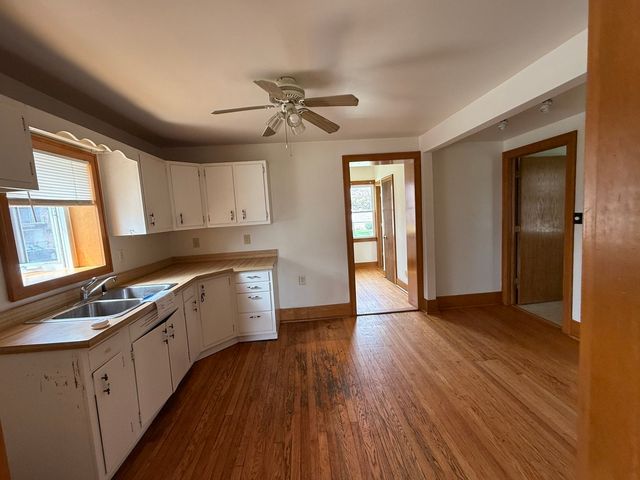 216 N Williams Street, Thornton, IL 60476
