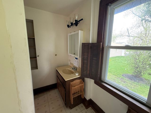 216 N Williams Street, Thornton, IL 60476