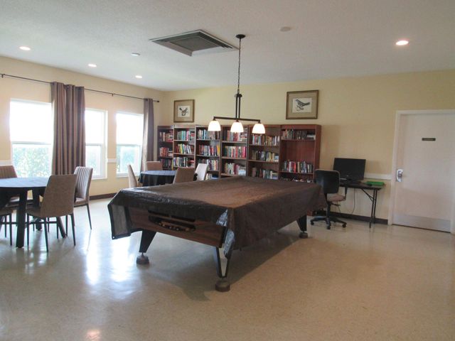 5780 FERNLEY Drive W 138, West Palm Beach, FL 33415