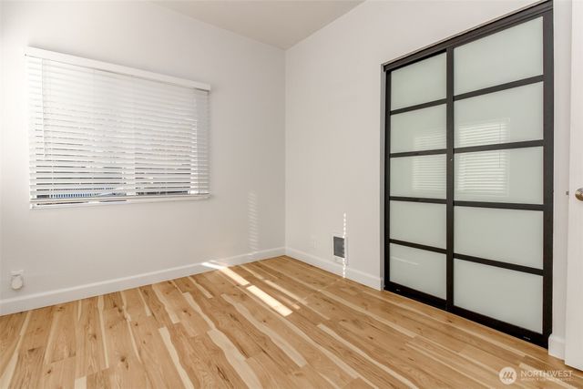 320 Williams Avenue N, Renton, WA 98057