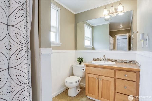 320 Williams Avenue N, Renton, WA 98057