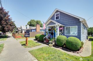 320 Williams Avenue N, Renton, WA 98057