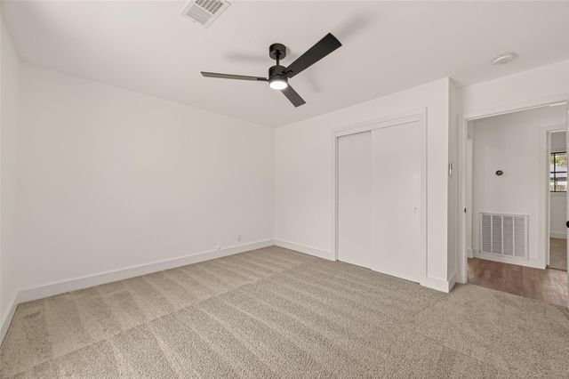 608 Lloyd Lane, Baytown, TX 77521