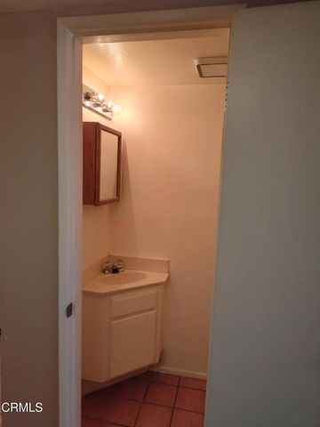 1840 E Avenue J2 apt 7, Lancaster, CA 93535