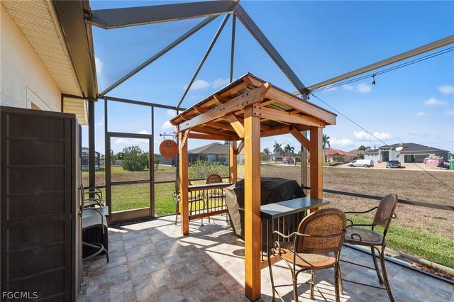 1036 NW 33rd AVE, Cape Coral, FL 33993