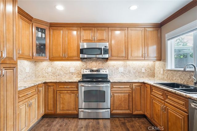 303 N Acacia Avenue A, Fullerton, CA 92831