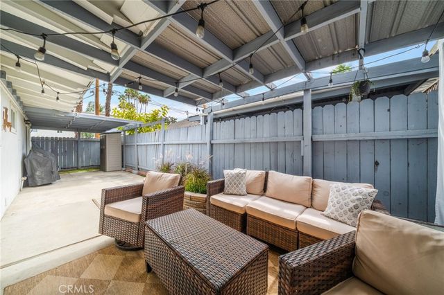303 N Acacia Avenue A, Fullerton, CA 92831