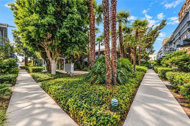 303 N Acacia Avenue A, Fullerton, CA 92831