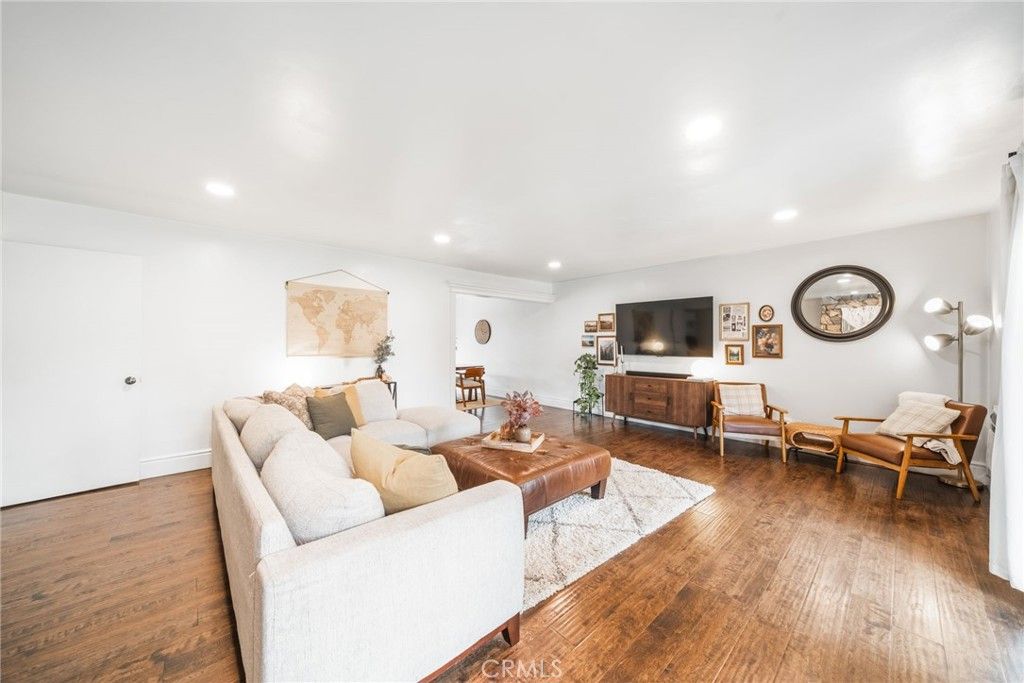 303 N Acacia Avenue A, Fullerton, CA 92831 — photo 4