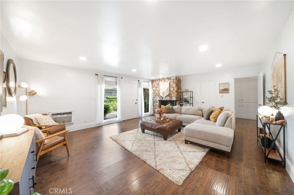 303 N Acacia Avenue A, Fullerton, CA 92831 — photo 5