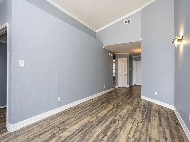 9000 Elbe Trail, Fort Worth, TX 76118