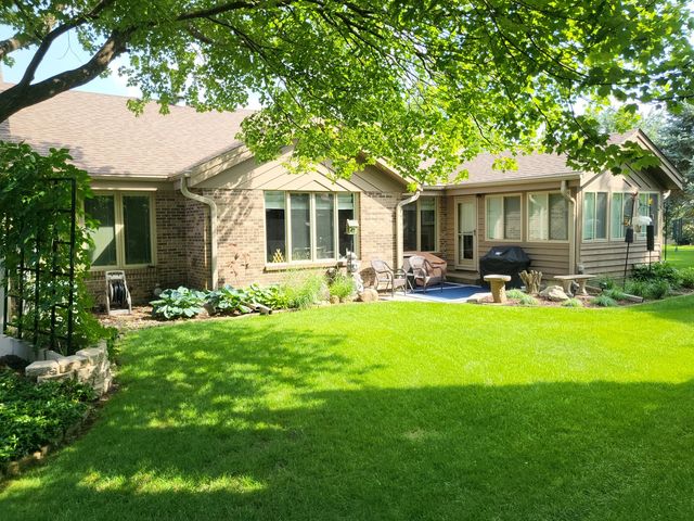 2136 CHURCHVIEW Drive 6, Rockford, IL 61107