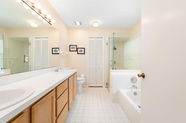 2211 Soundings Court, West Palm Beach, FL 33413