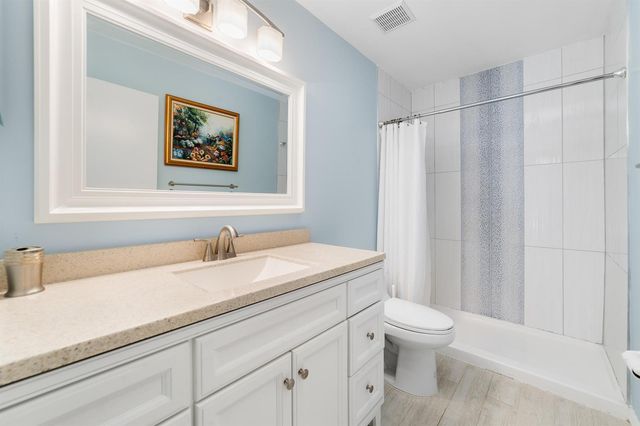 2211 Soundings Court, West Palm Beach, FL 33413