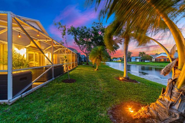 2211 Soundings Court, West Palm Beach, FL 33413