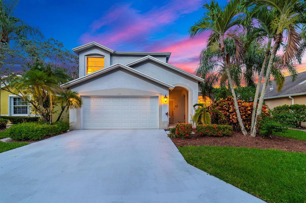 2211 Soundings Court, West Palm Beach, FL 33413