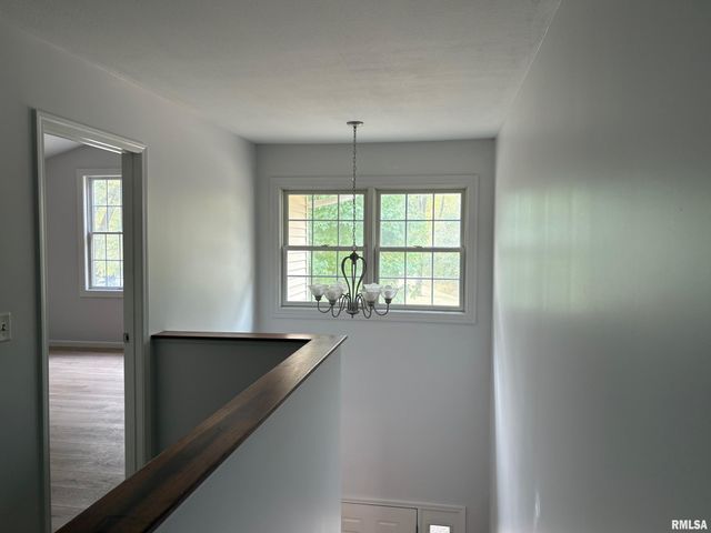 204 TULIP Drive, Mackinaw, IL 61755