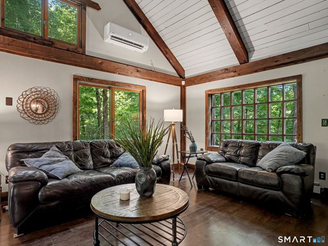 25 Windaway Road, Bethel, CT 06801