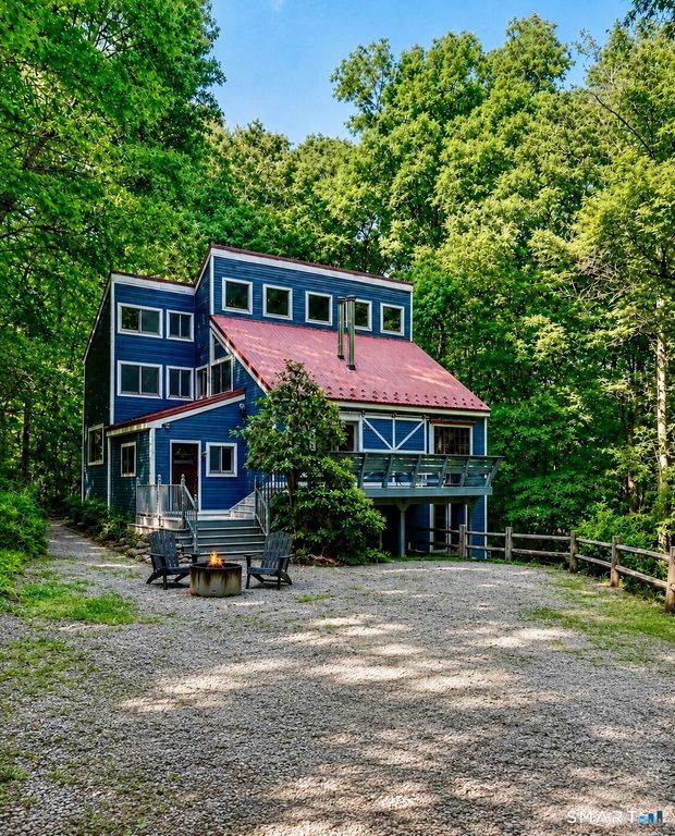25 Windaway Road, Bethel, CT 06801