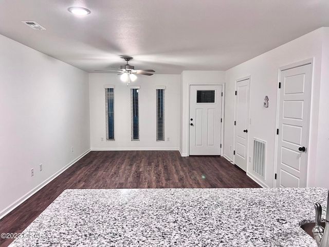 604 Short Leaf Lane, Oronogo, MO 64855