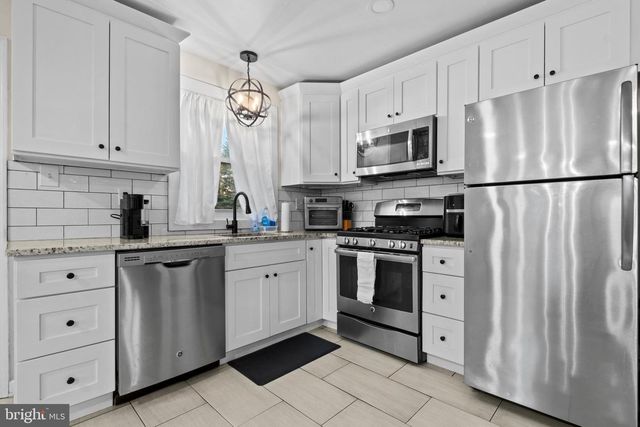 1136 BON AIR RD, Havertown, PA 19083