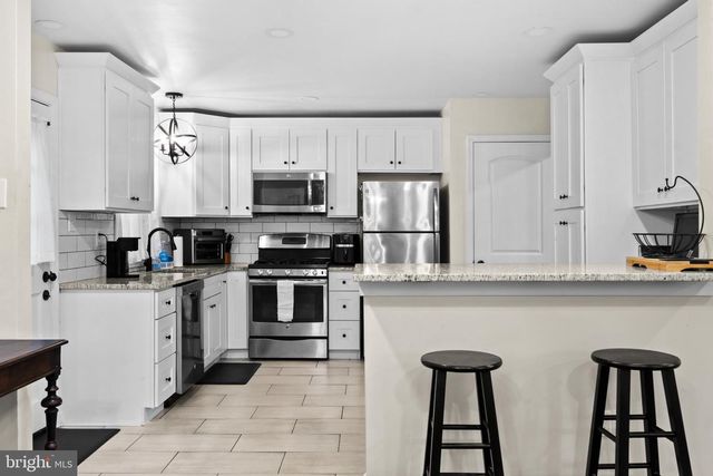 1136 BON AIR RD, Havertown, PA 19083